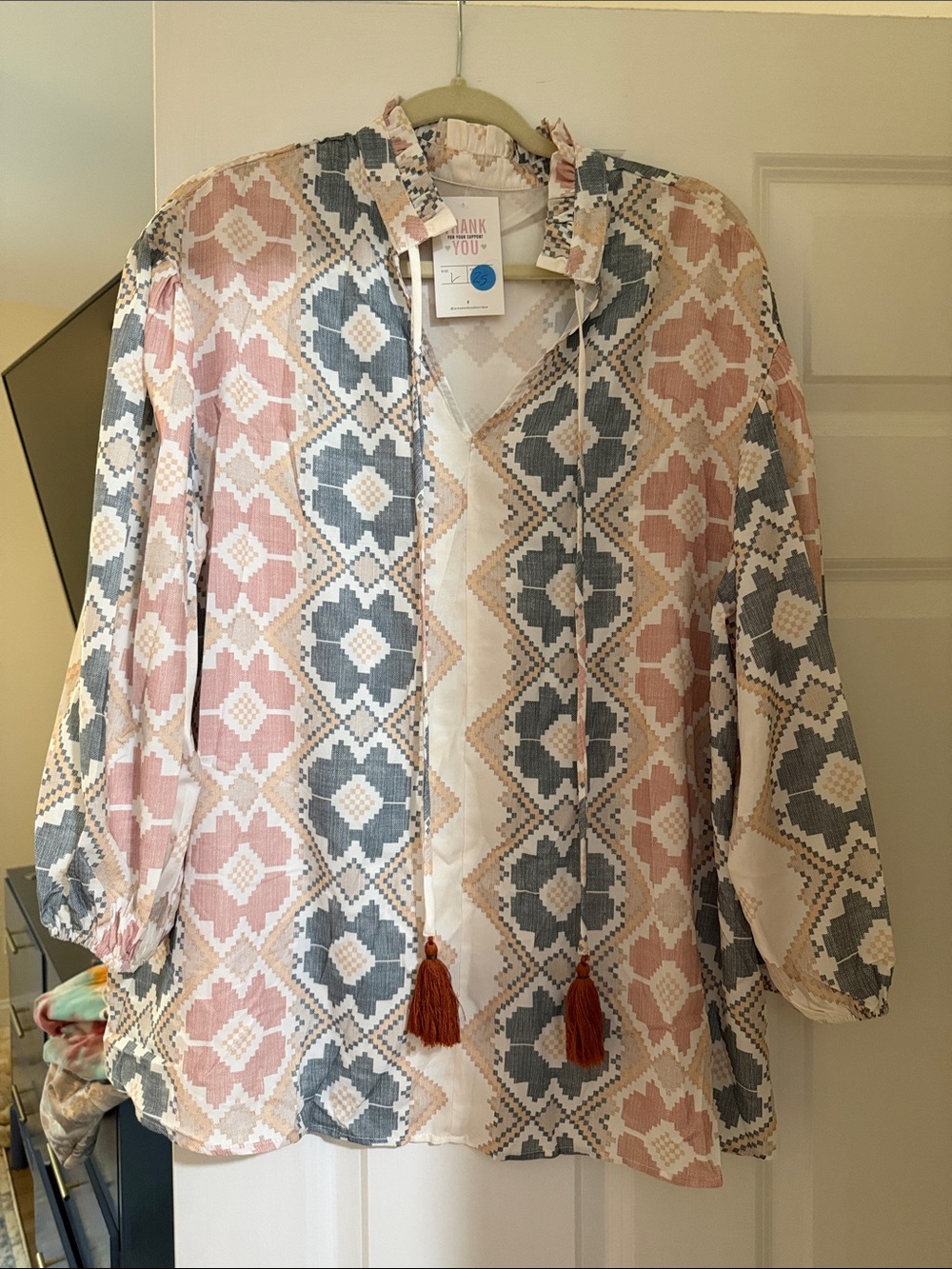 NEW Boutique James & Joy Linen Top